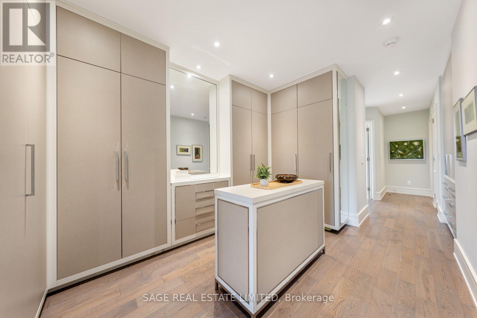 5 Thurloe Avenue, Toronto (mount Pleasant East), Ontario