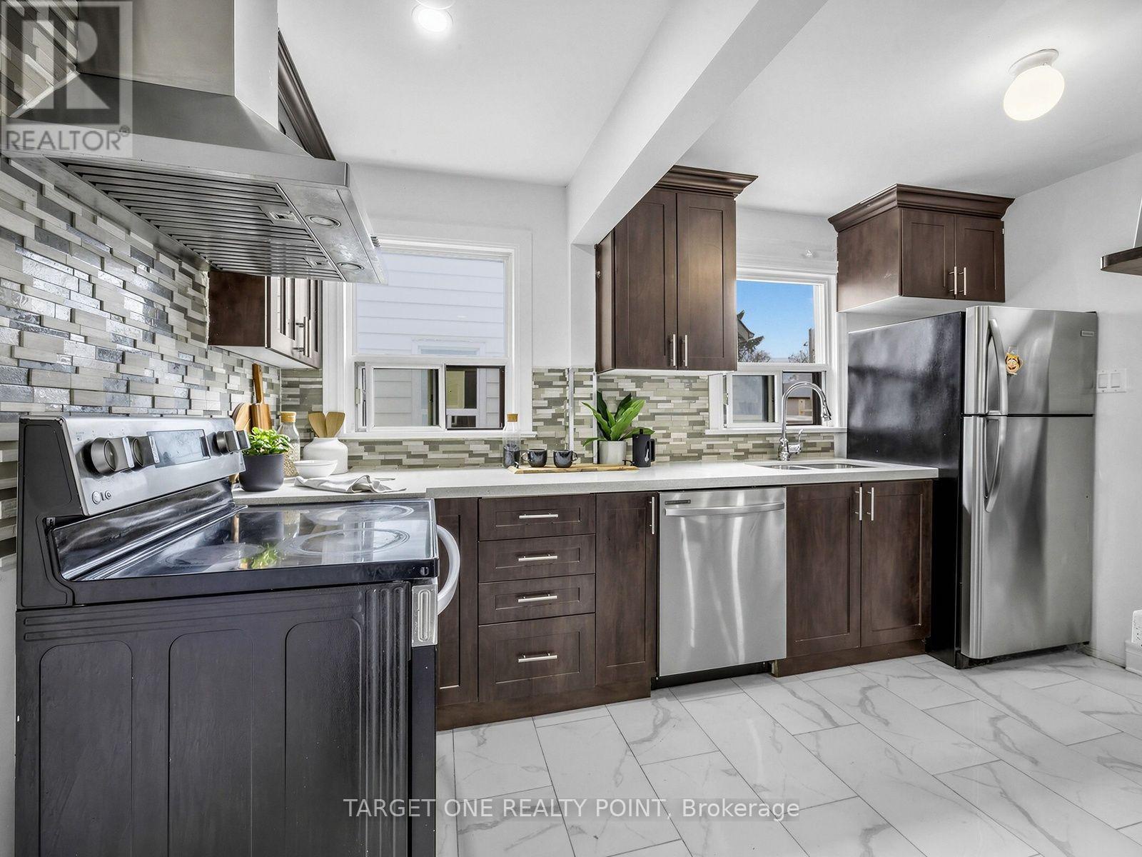 75 Gradwell Drive, Toronto (cliffcrest), Ontario