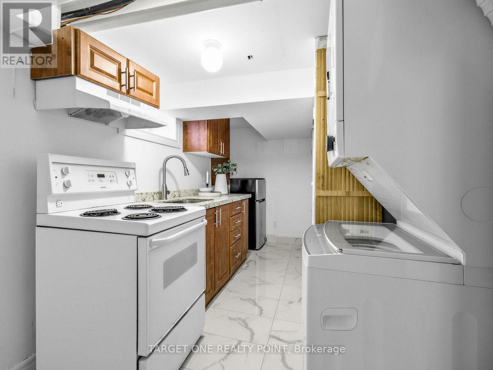 75 Gradwell Drive, Toronto (cliffcrest), Ontario
