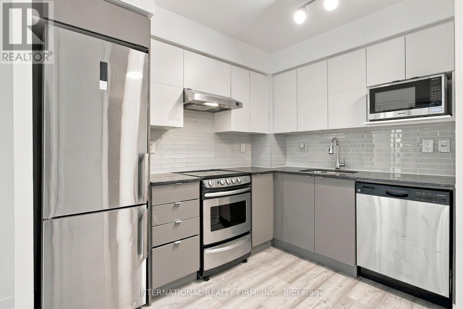 320 - 160 Flemington Road, Toronto (yorkdale-glen Park), Ontario