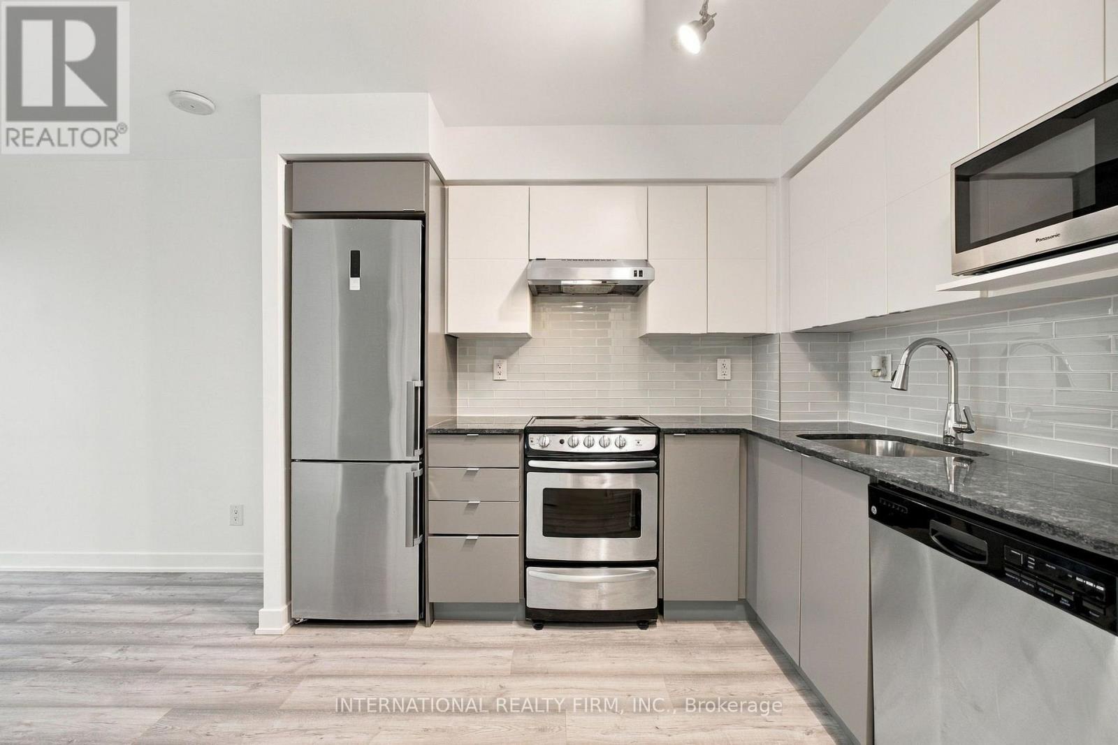 320 - 160 Flemington Road, Toronto (yorkdale-glen Park), Ontario