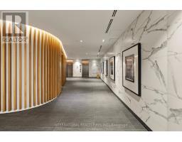 320 - 160 FLEMINGTON ROAD