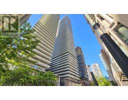 902 - 50 CHARLES STREET E