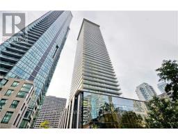 2601 - 33 CHARLES STREET E