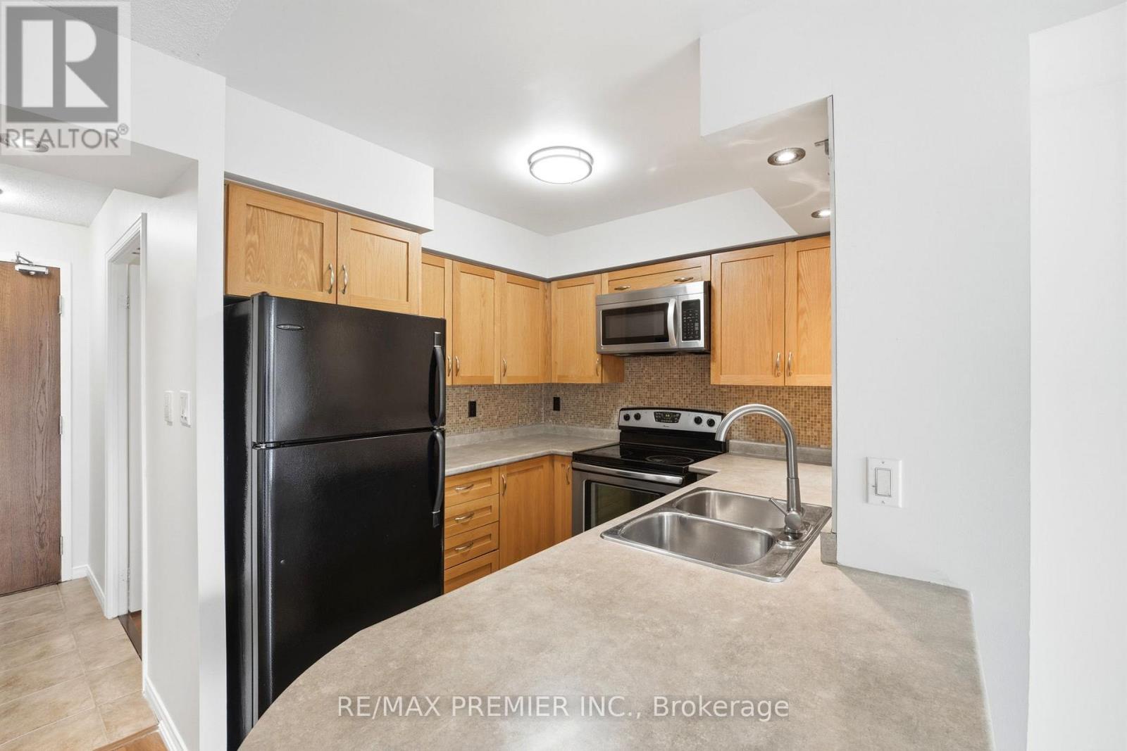 306 - 2772 Keele Street, Toronto (downsview-roding-cfb), Ontario
