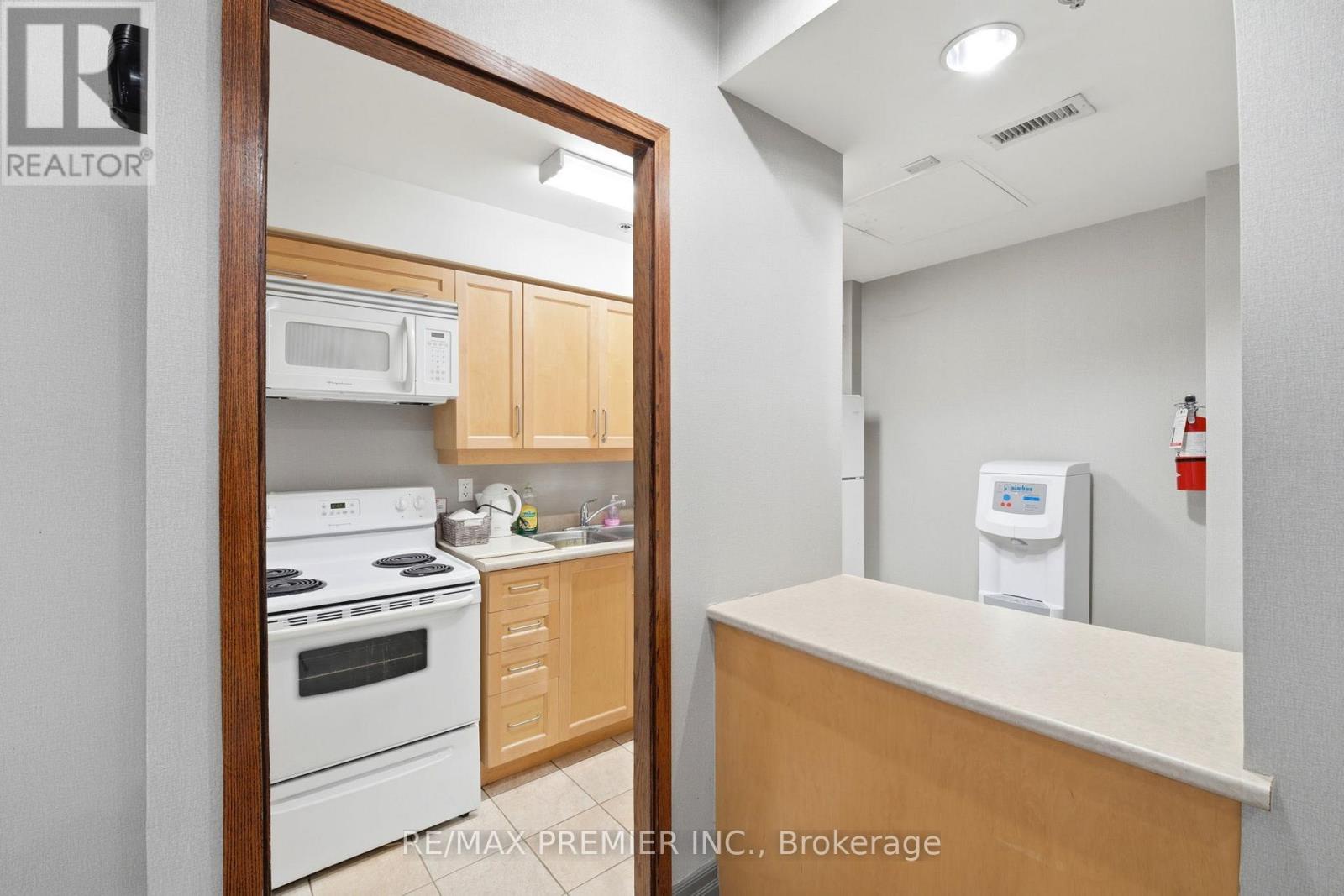 306 - 2772 Keele Street, Toronto (downsview-roding-cfb), Ontario