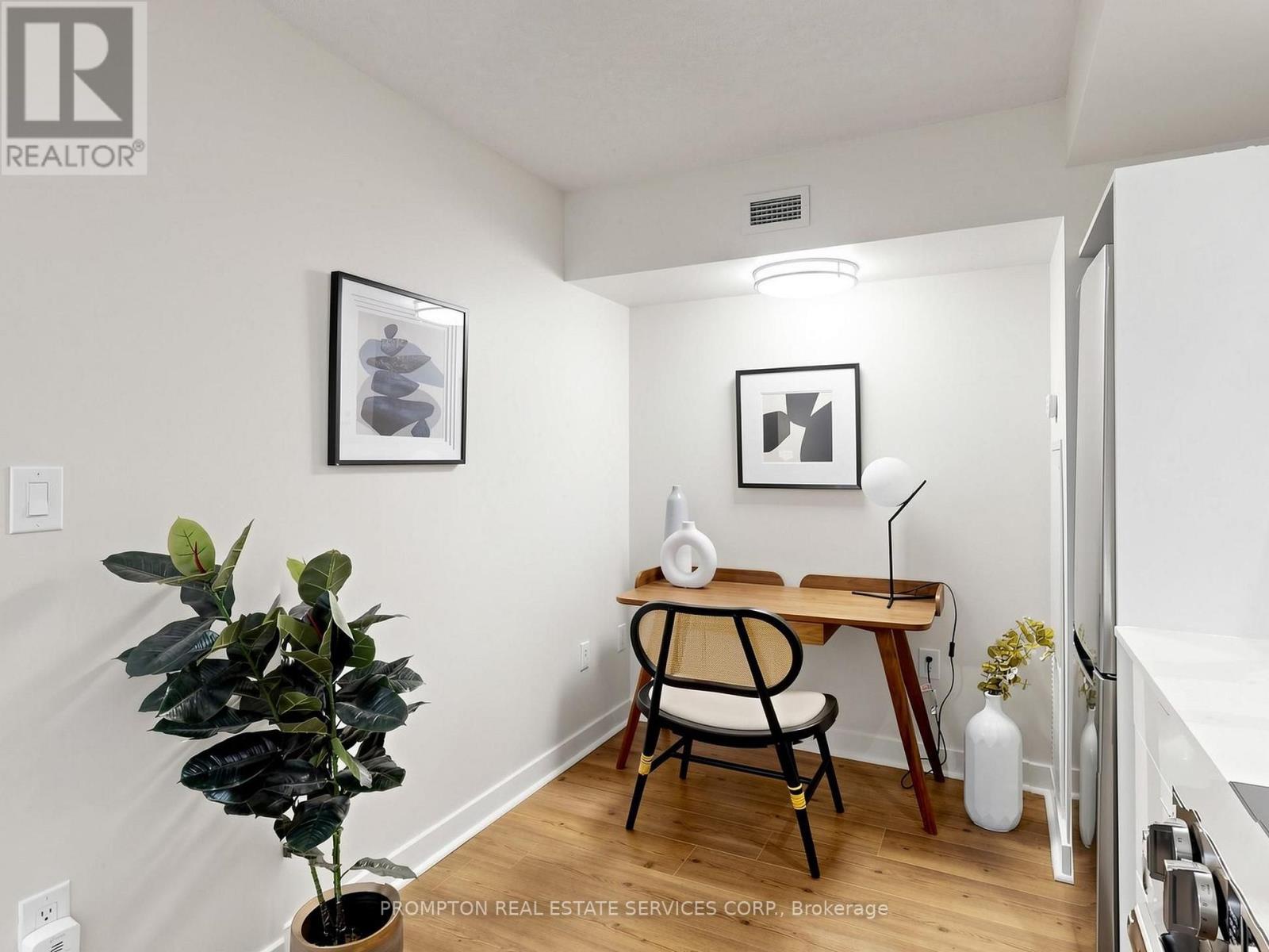 1006 - 4k Spadina Avenue, Toronto (waterfront Communities), Ontario