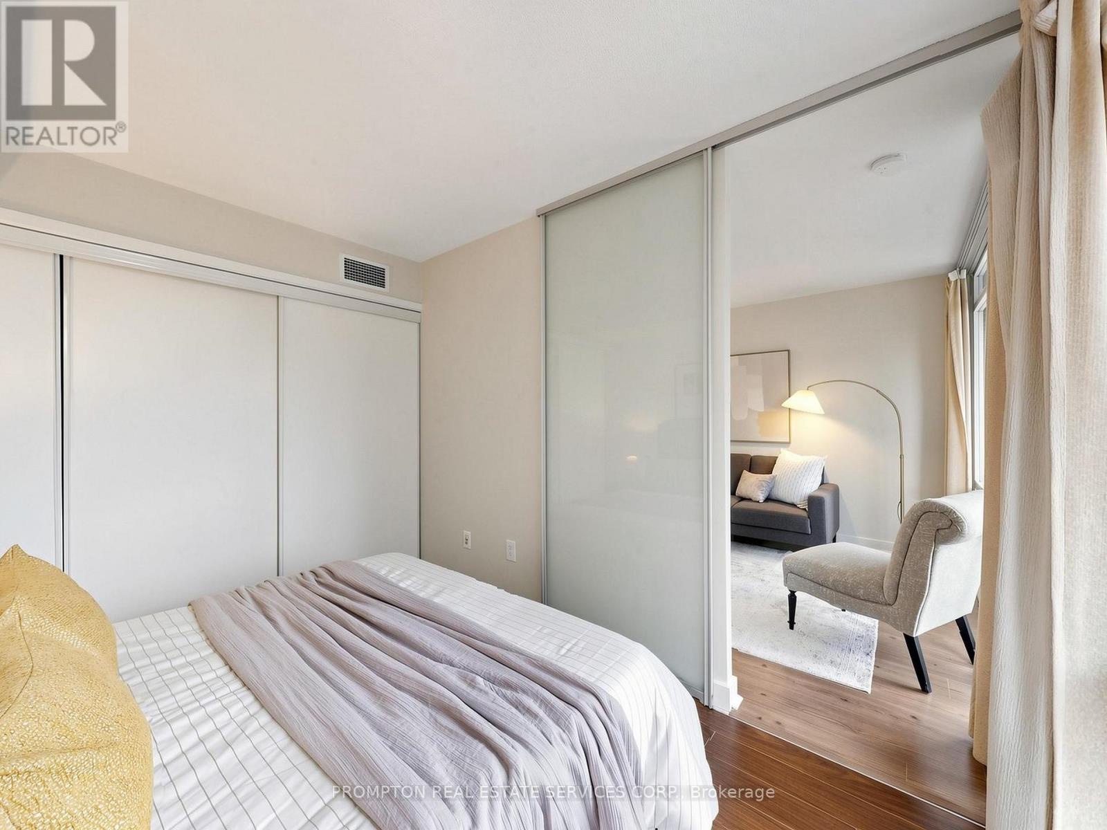 1006 - 4k Spadina Avenue, Toronto (waterfront Communities), Ontario