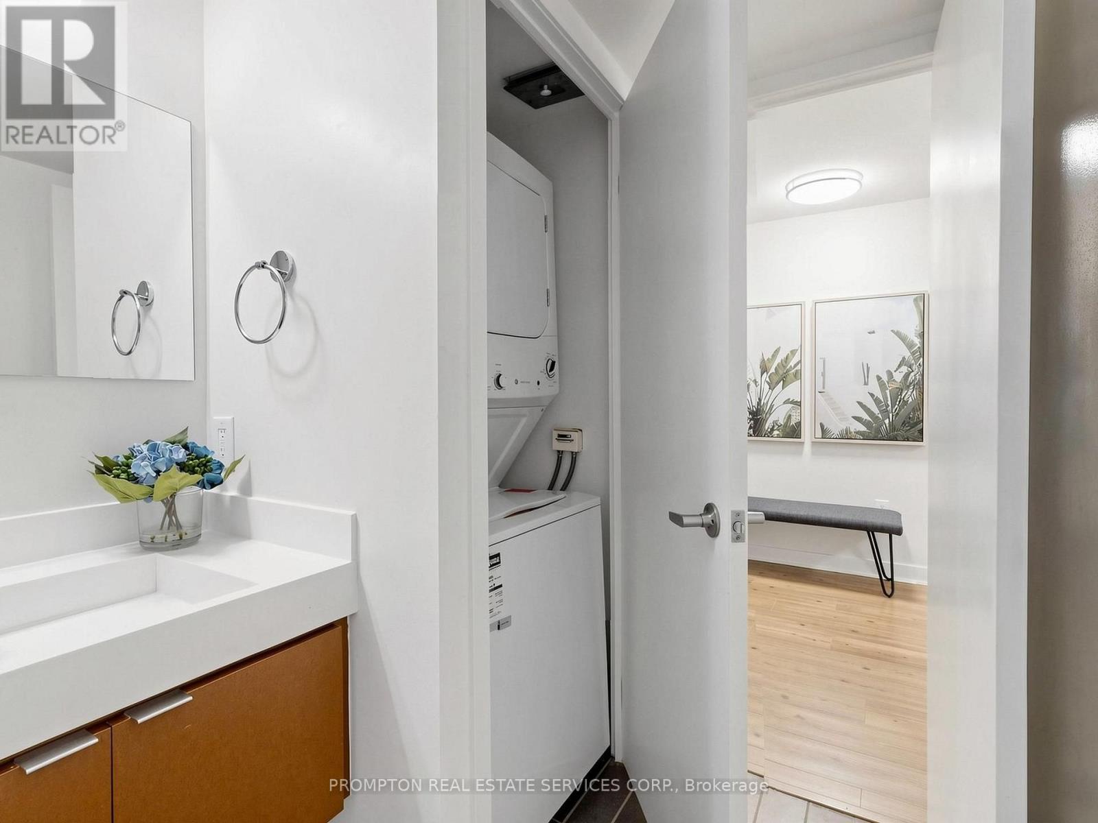 1006 - 4k Spadina Avenue, Toronto (waterfront Communities), Ontario