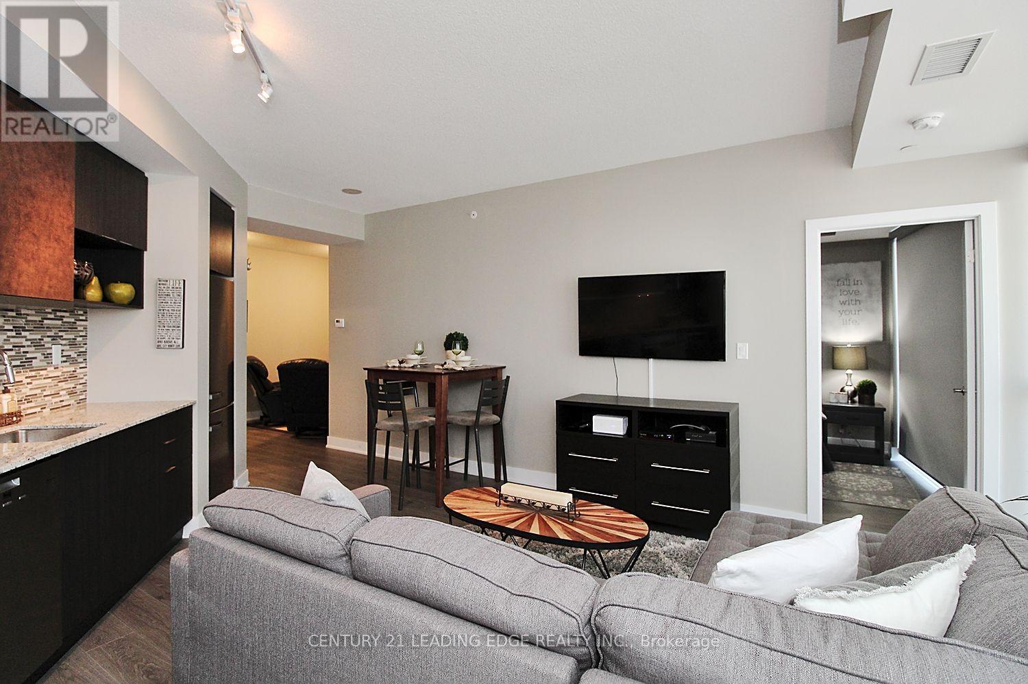 814 - 99 The Donway West Road, Toronto (banbury-don Mills), Ontario