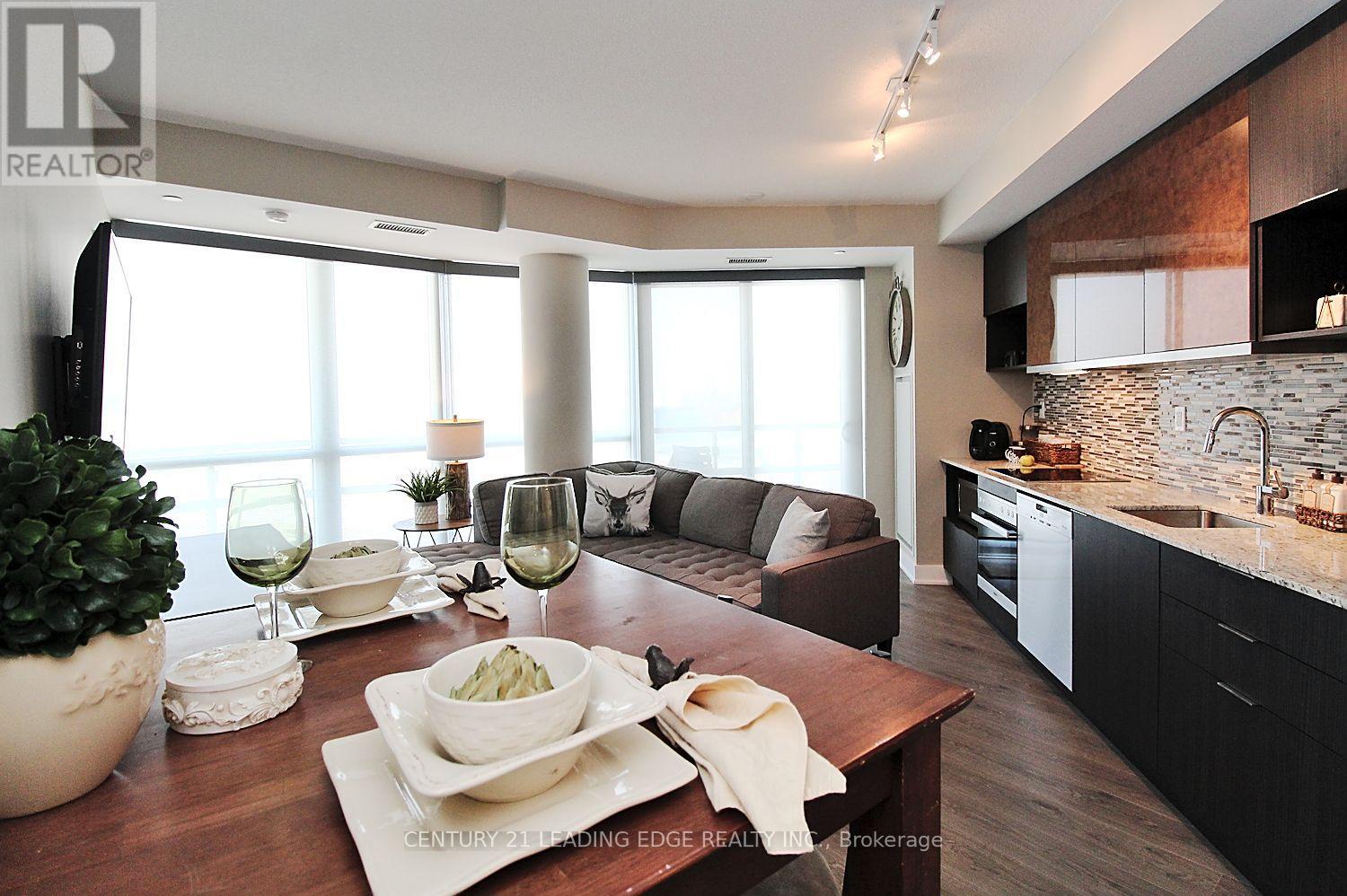 814 - 99 The Donway West Road, Toronto (banbury-don Mills), Ontario