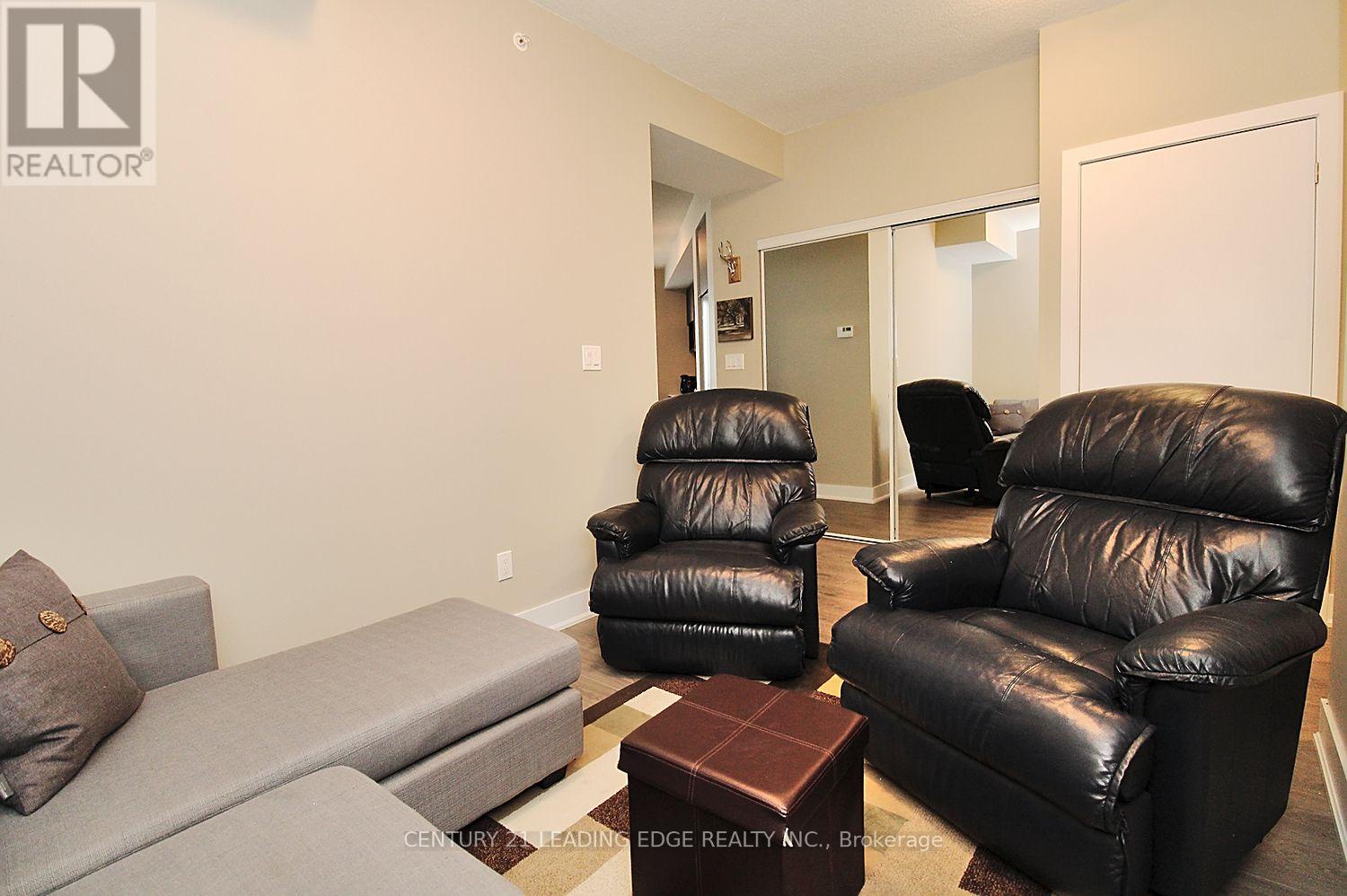 814 - 99 The Donway West Road, Toronto (banbury-don Mills), Ontario