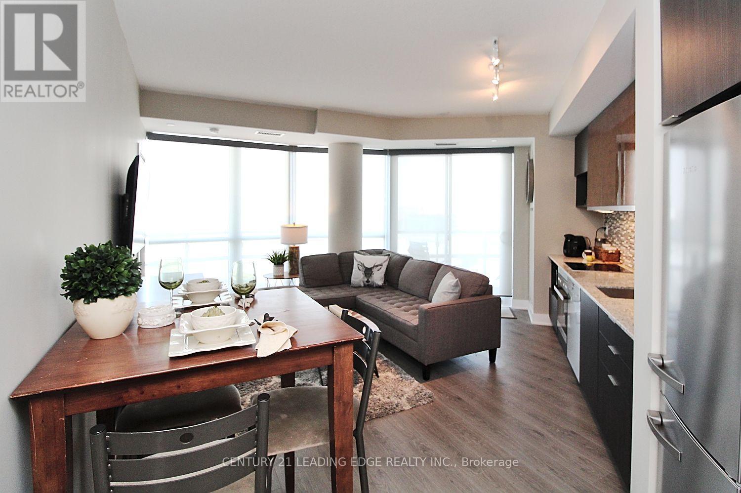 814 - 99 The Donway West Road, Toronto (banbury-don Mills), Ontario