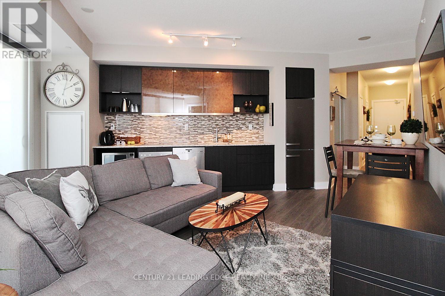 814 - 99 The Donway West Road, Toronto (banbury-don Mills), Ontario