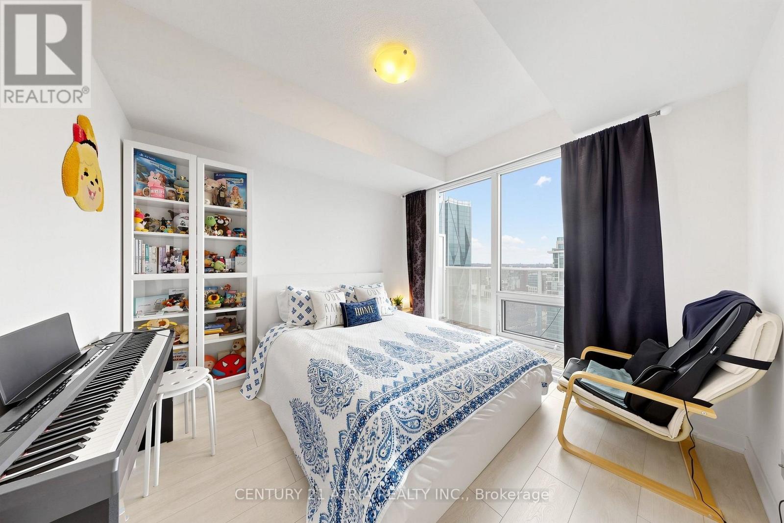 5205 - 88 Harbour Street, Toronto (waterfront Communities), Ontario