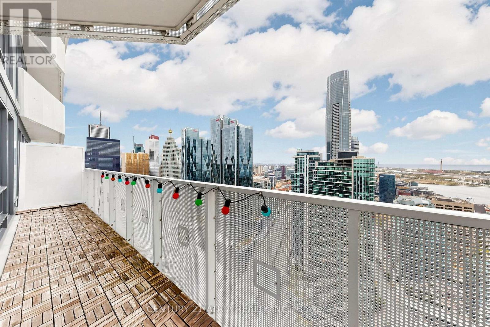 5205 - 88 Harbour Street, Toronto (waterfront Communities), Ontario