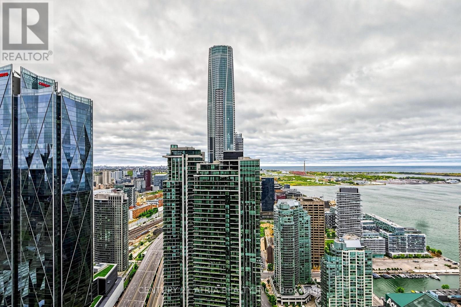 5205 - 88 Harbour Street, Toronto (waterfront Communities), Ontario
