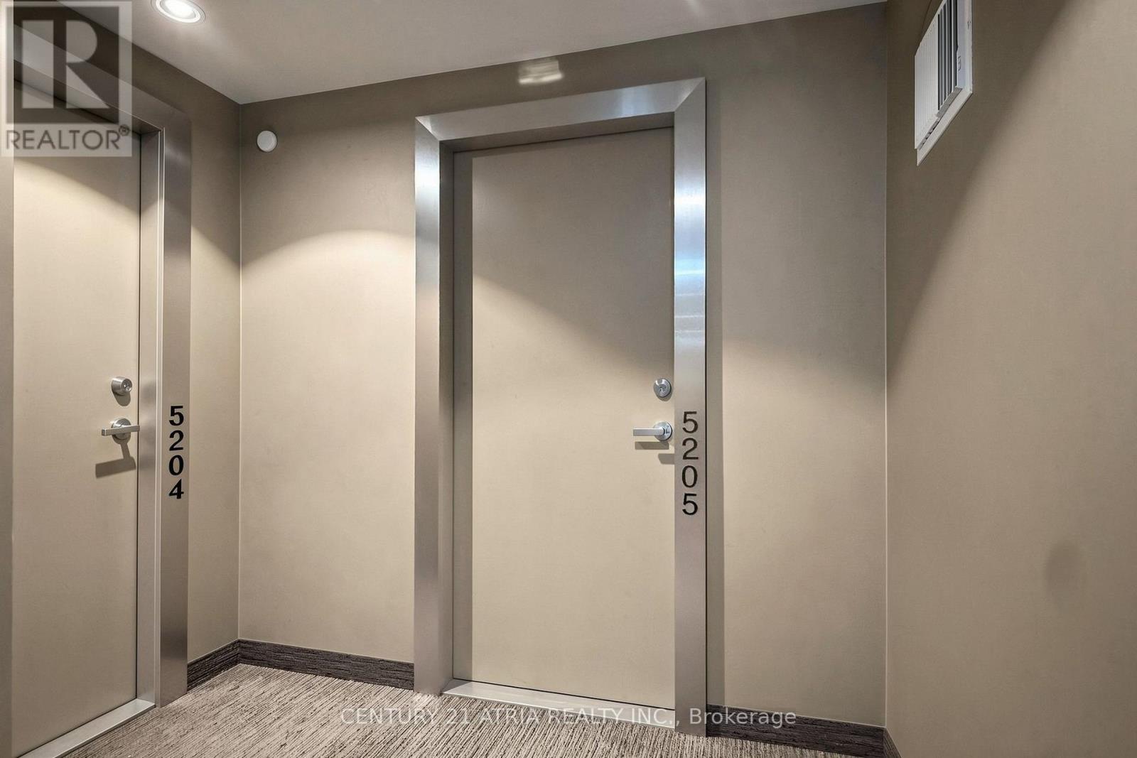 5205 - 88 Harbour Street, Toronto (waterfront Communities), Ontario