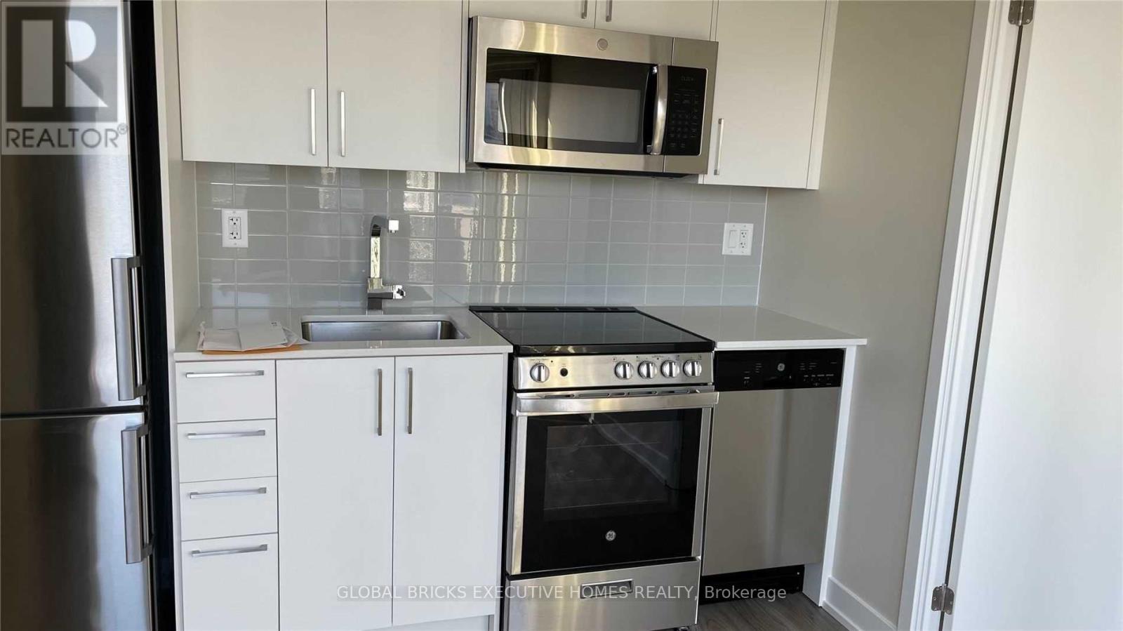 1301 - 38 Monte Kwinter Court, Toronto (clanton Park), Ontario