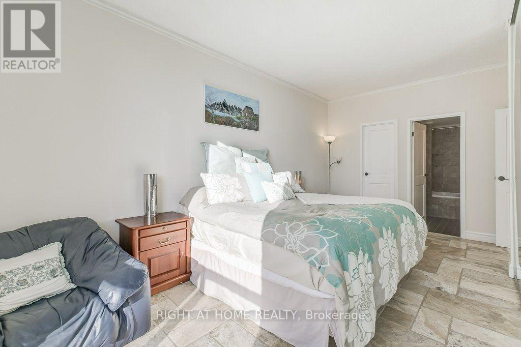 Ph2 - 25 Grenville Street, Toronto (bay Street Corridor), Ontario