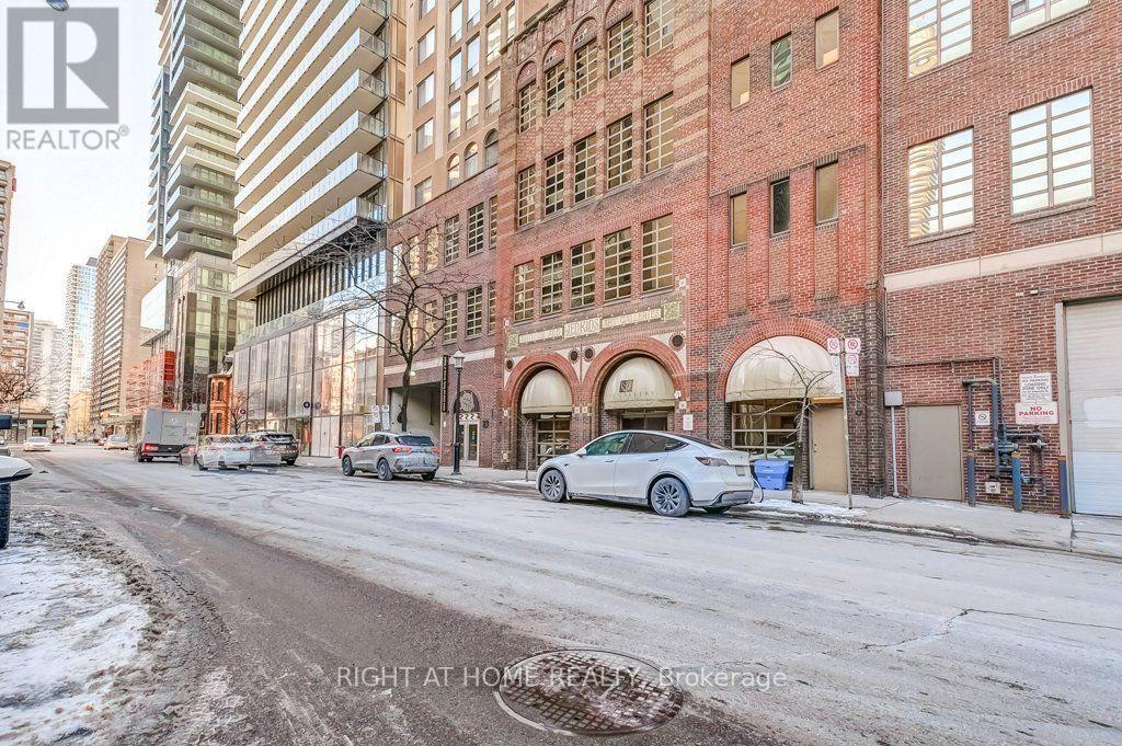 Ph2 - 25 Grenville Street, Toronto (bay Street Corridor), Ontario