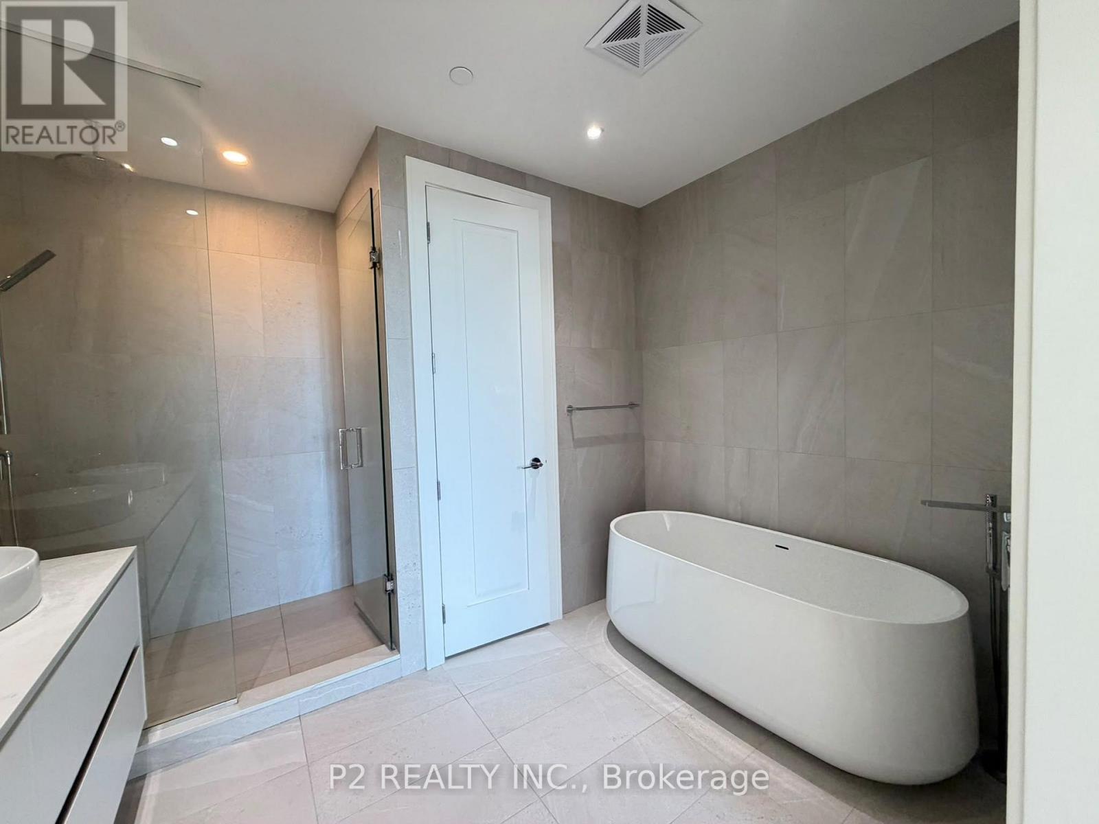 806 - 2 Forest Hill Road, Toronto (casa Loma), Ontario