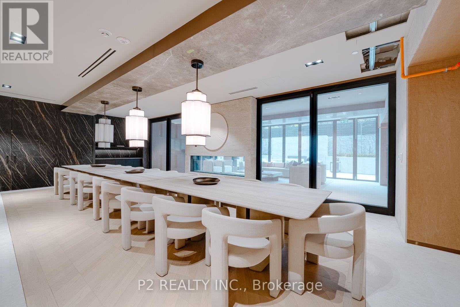 806 - 2 Forest Hill Road, Toronto (casa Loma), Ontario
