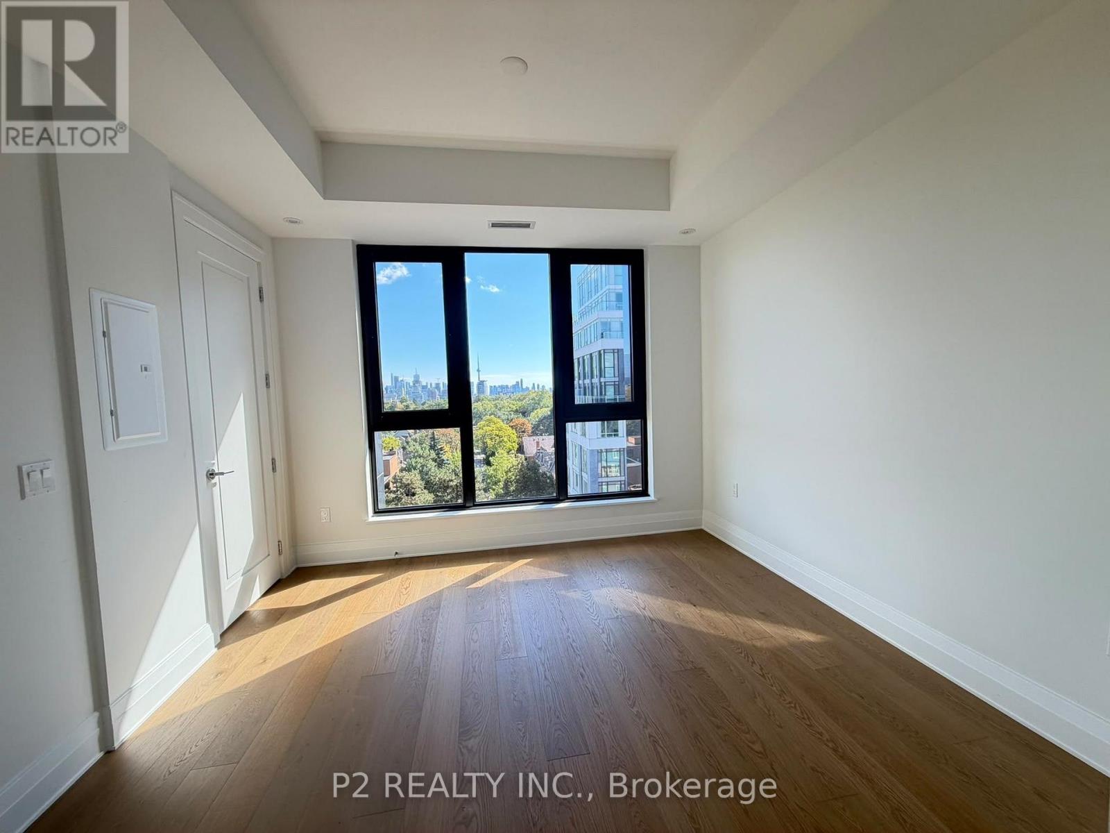 806 - 2 Forest Hill Road, Toronto (casa Loma), Ontario