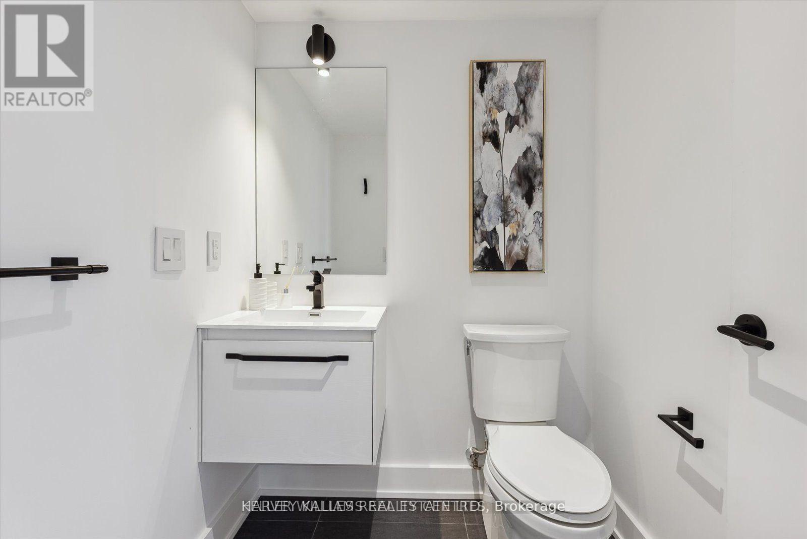 Ph03 - 409 Bloor Street W, Toronto (rosedale-moore Park), Ontario