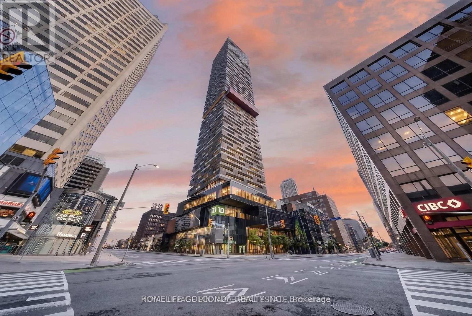 3502 - 8 Eglinton Avenue E, Toronto (mount Pleasant West), Ontario