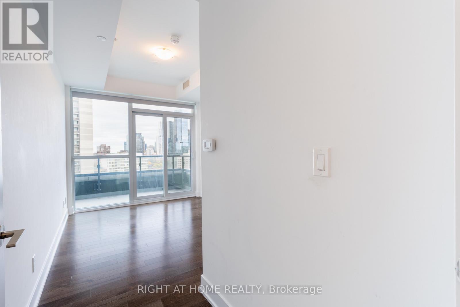 1307 - 181 Bedford Road, Toronto (annex), Ontario