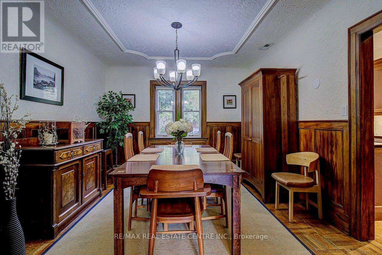 194 Lawrence Avenue E, Toronto (lawrence Park North), Ontario