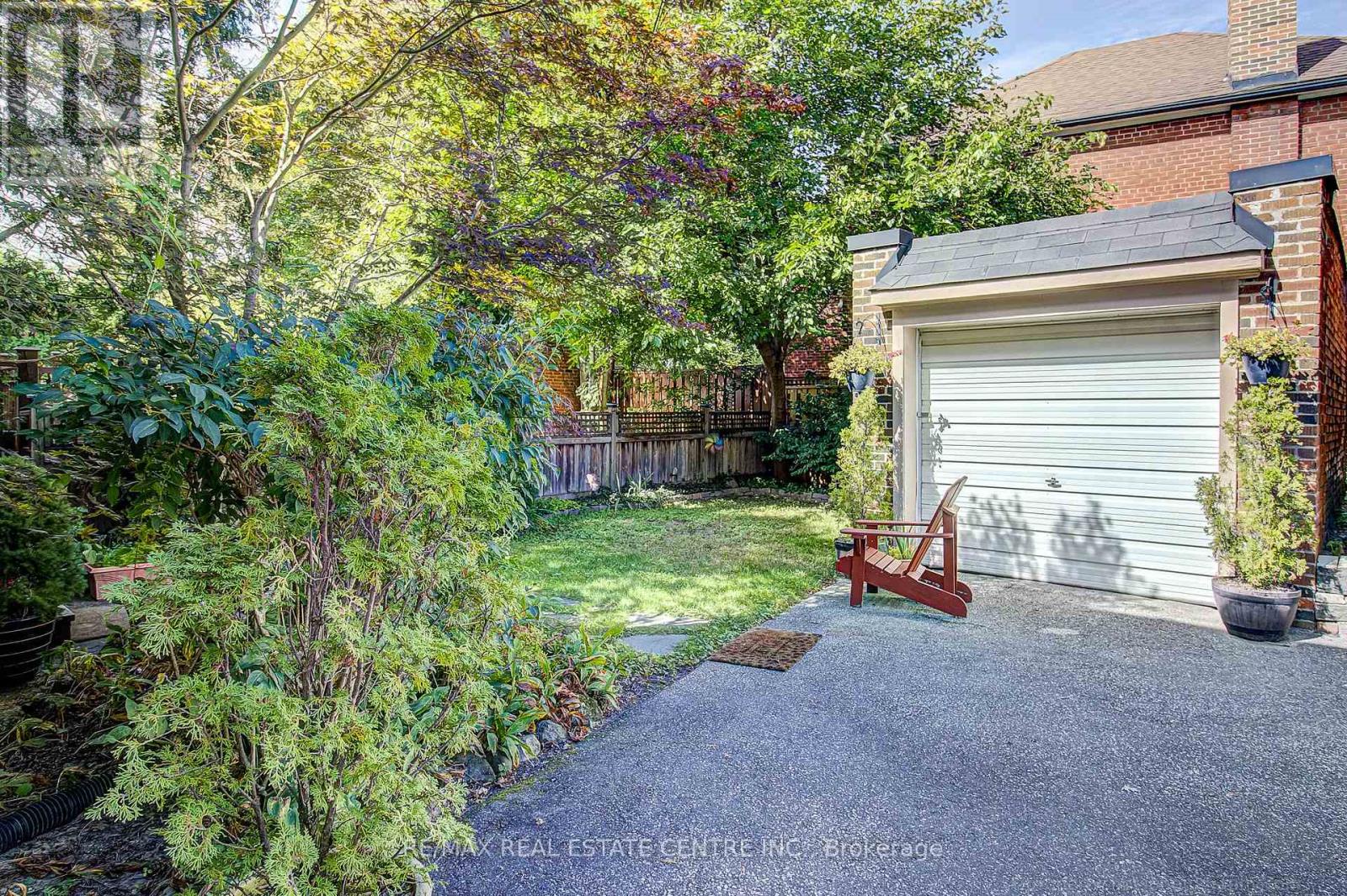 194 Lawrence Avenue E, Toronto (lawrence Park North), Ontario