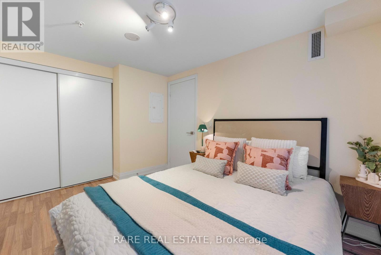 E113 - 555 Wilson Avenue, Toronto (clanton Park), Ontario
