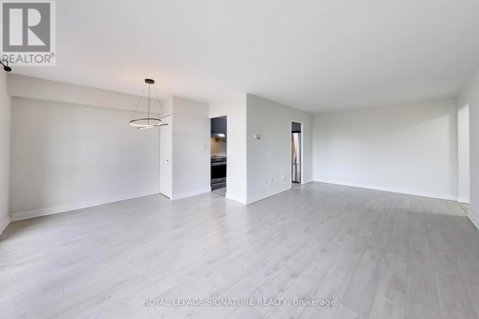 408 - 1 Massey Square, Toronto (crescent Town), Ontario