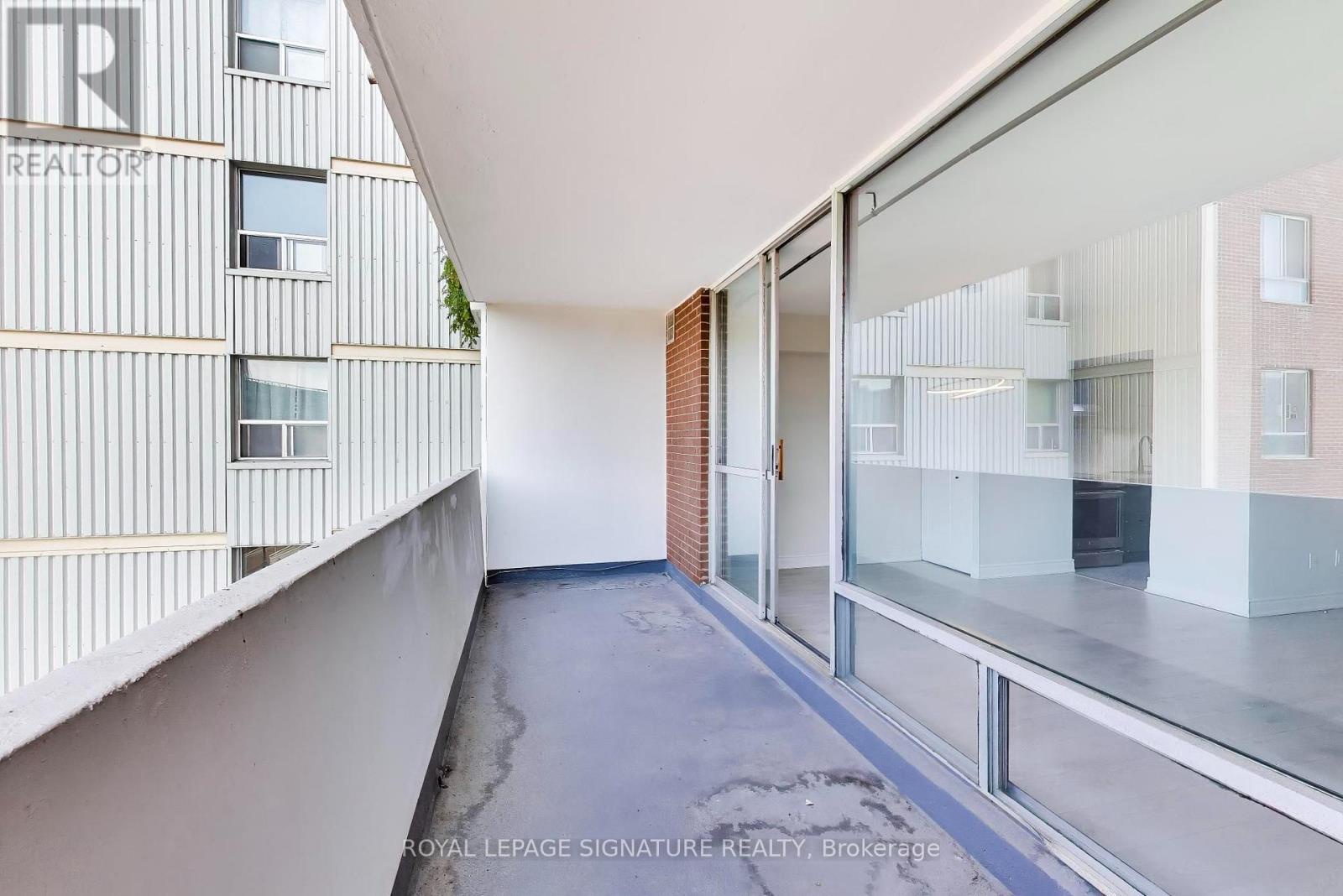 408 - 1 Massey Square, Toronto (crescent Town), Ontario