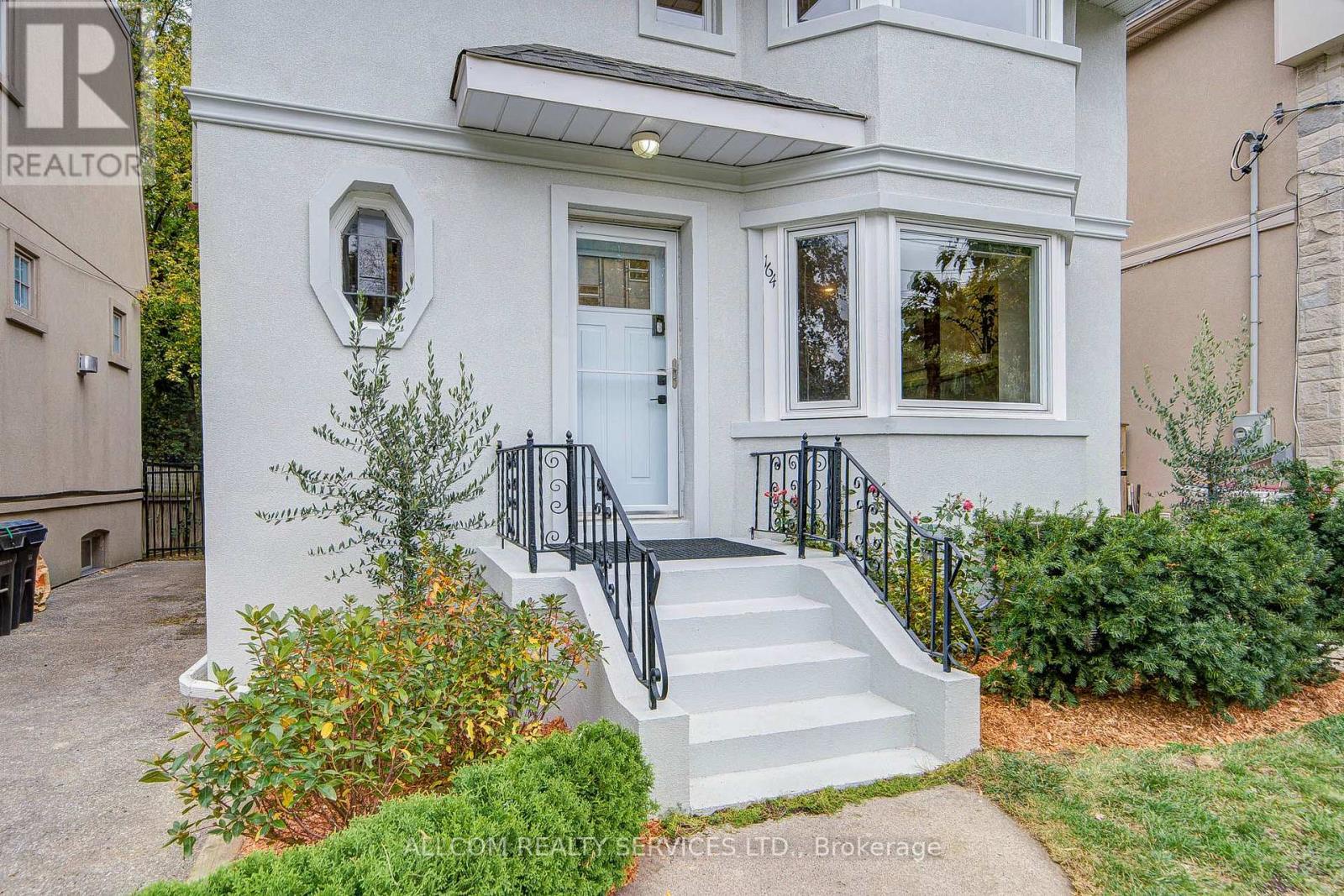 164 Glenvale Boulevard, Toronto (leaside), Ontario
