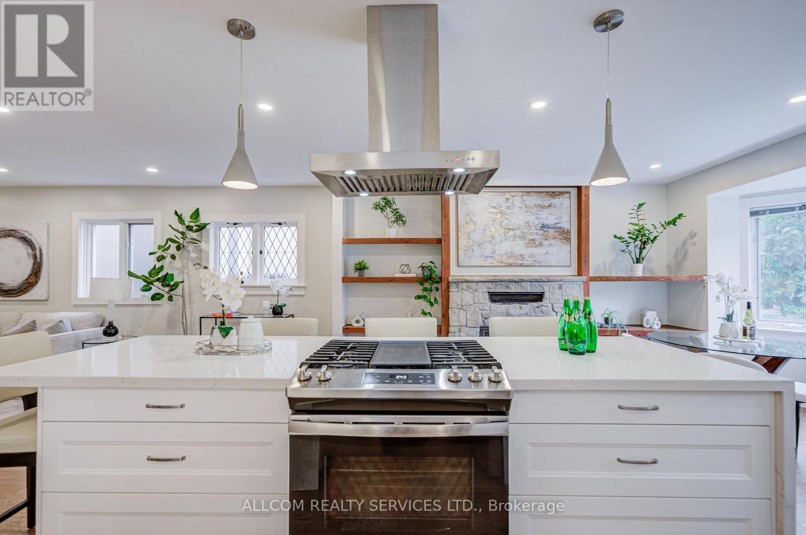 164 Glenvale Boulevard, Toronto (leaside), Ontario