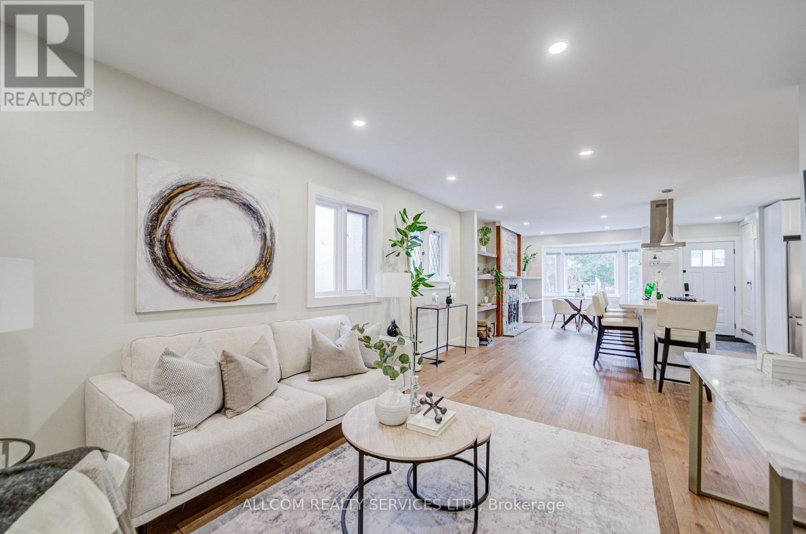 164 Glenvale Boulevard, Toronto (leaside), Ontario
