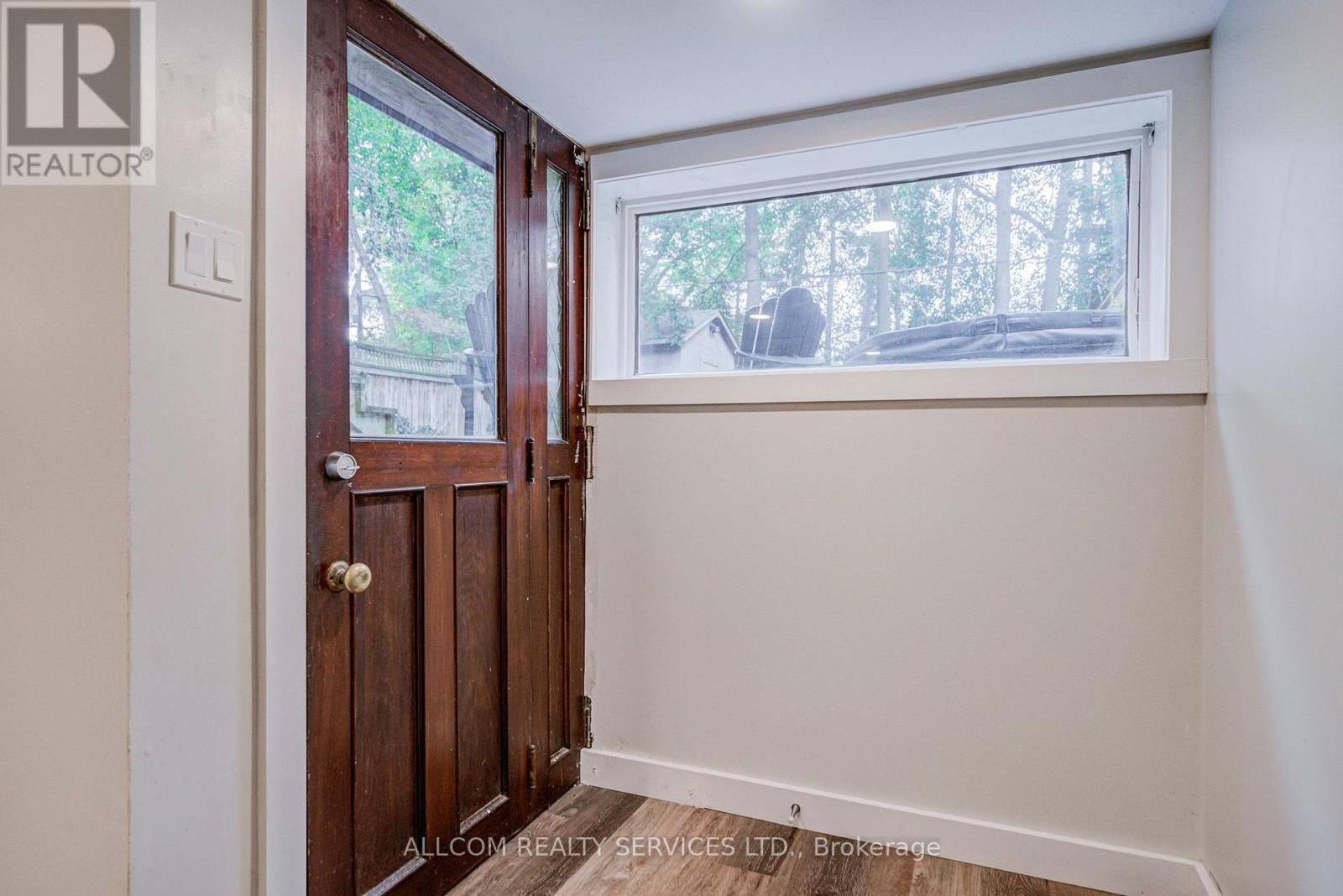 164 Glenvale Boulevard, Toronto (leaside), Ontario