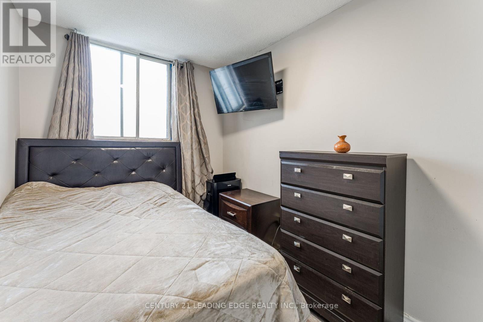 611 - 940 Caledonia Road, Toronto (yorkdale-glen Park), Ontario
