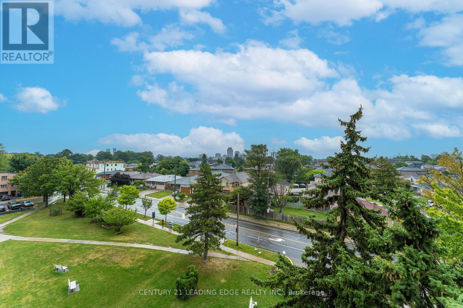 611 - 940 Caledonia Road, Toronto (yorkdale-glen Park), Ontario