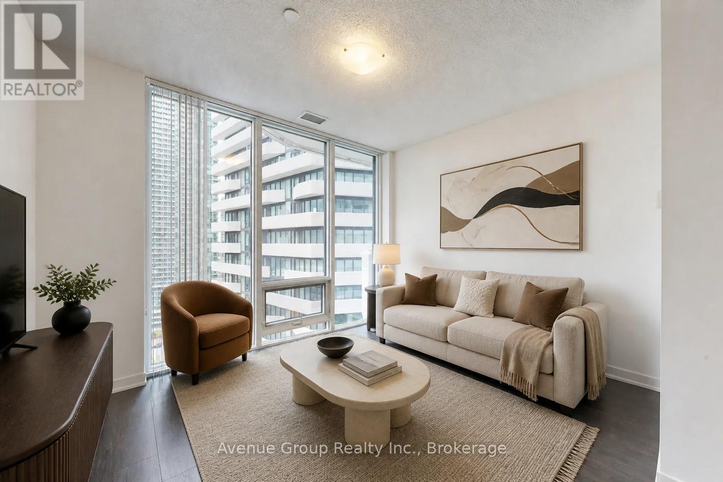 1705 - 100 Harbour Street, Toronto (waterfront Communities), Ontario