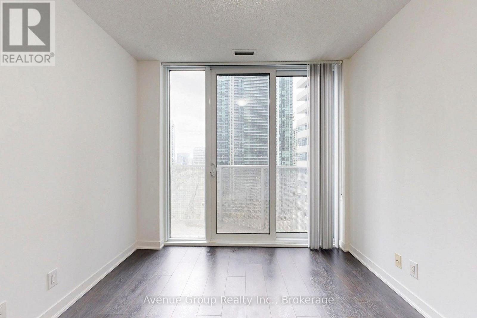 1705 - 100 Harbour Street, Toronto (waterfront Communities), Ontario