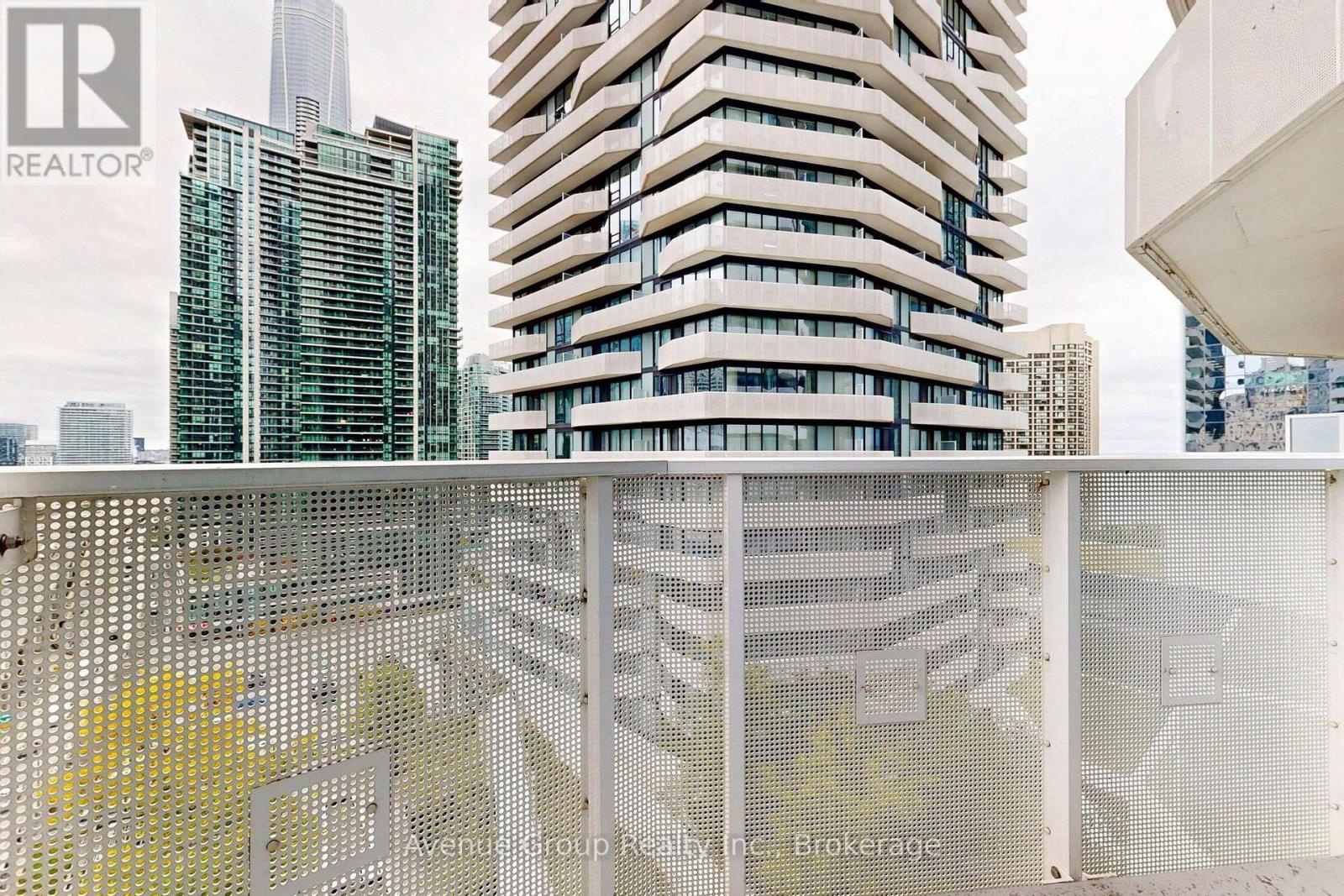 1705 - 100 Harbour Street, Toronto (waterfront Communities), Ontario