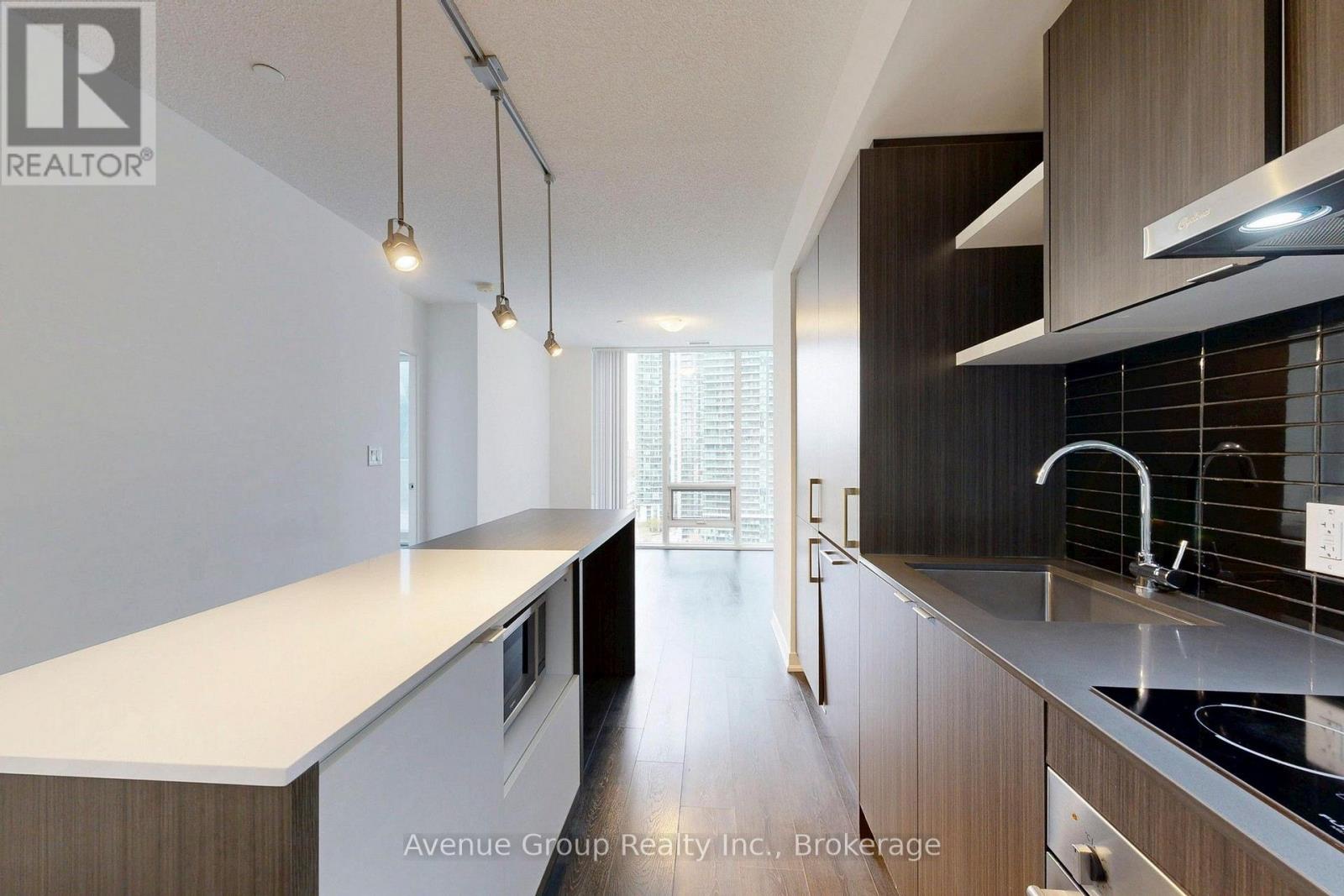 1705 - 100 Harbour Street, Toronto (waterfront Communities), Ontario