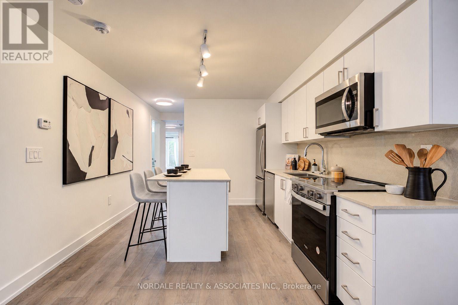 C103 - 1660 Victoria Park Avenue, Toronto (victoria Village), Ontario