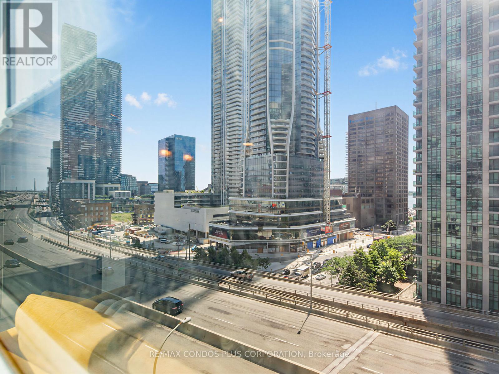 1012 - 18 Yonge Street, Toronto (waterfront Communities), Ontario