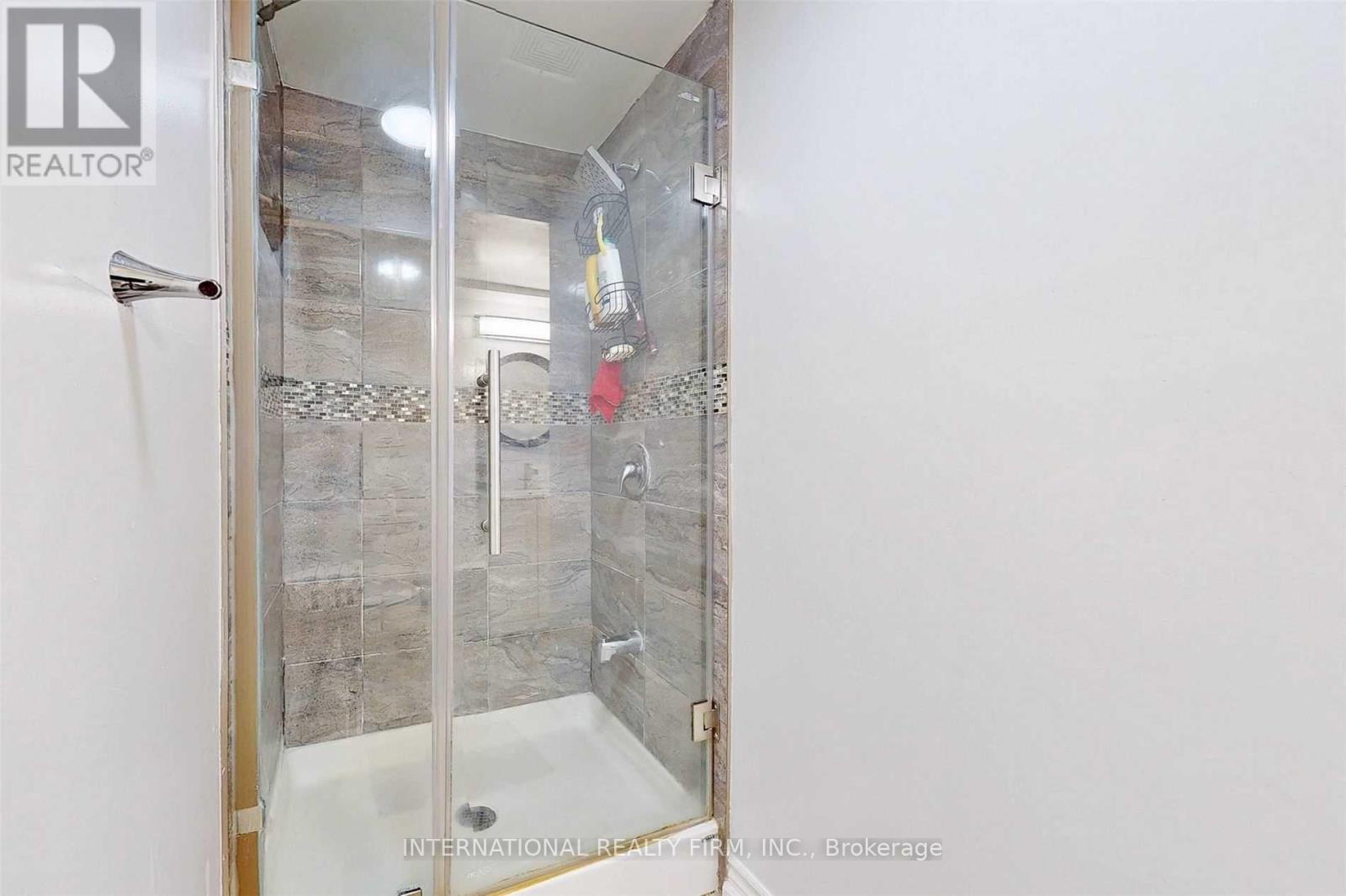 297 Gilbert Avenue, Toronto (caledonia-fairbank), Ontario