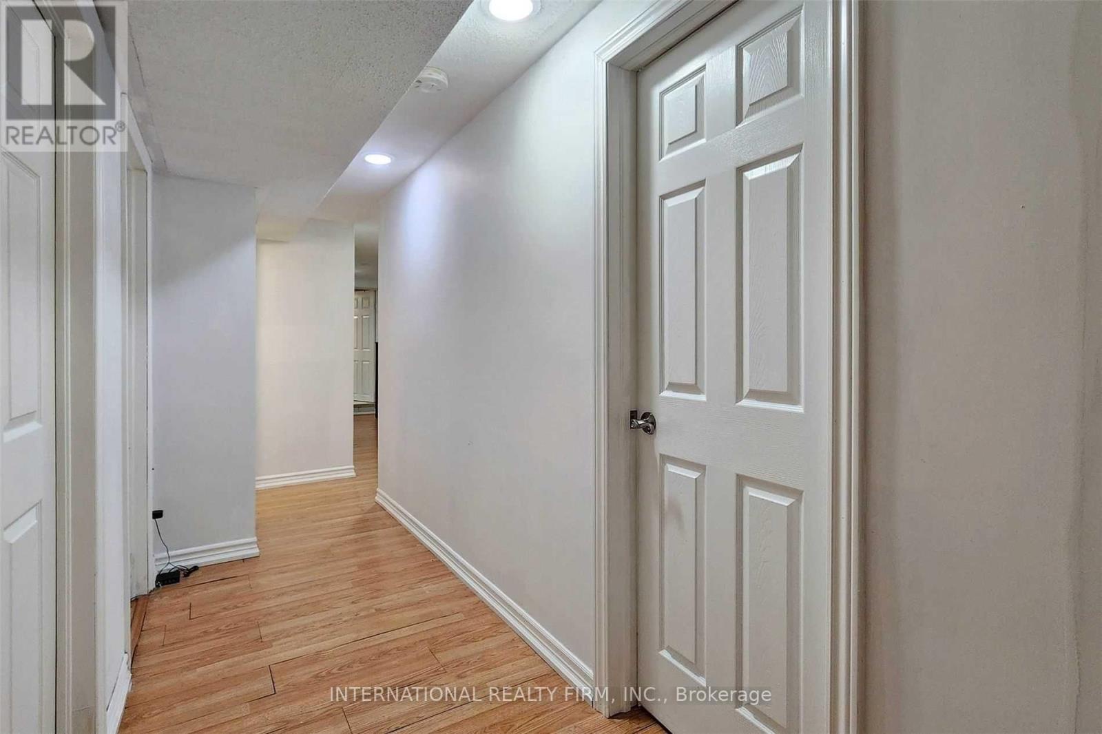 297 Gilbert Avenue, Toronto (caledonia-fairbank), Ontario